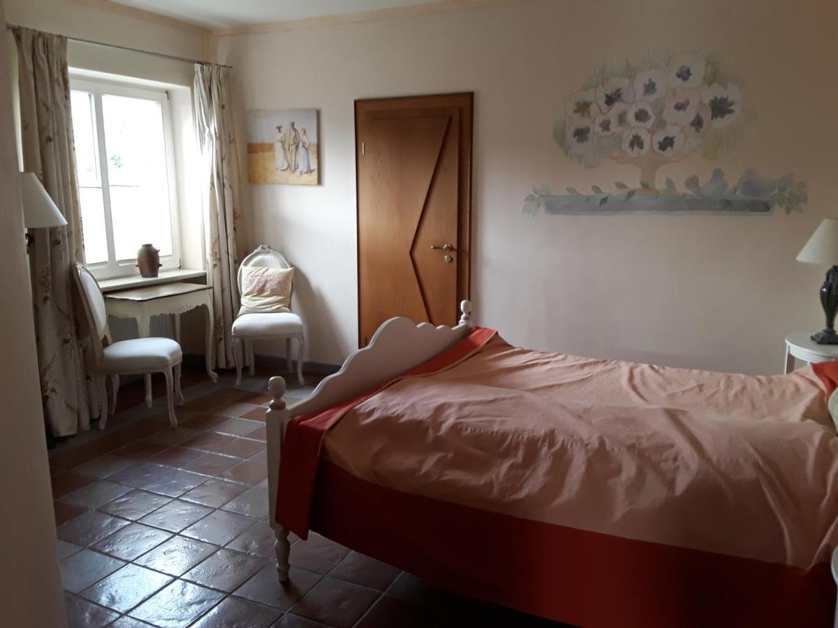 Gaestehaus Am Alten Hafen Йорк Екстериор снимка