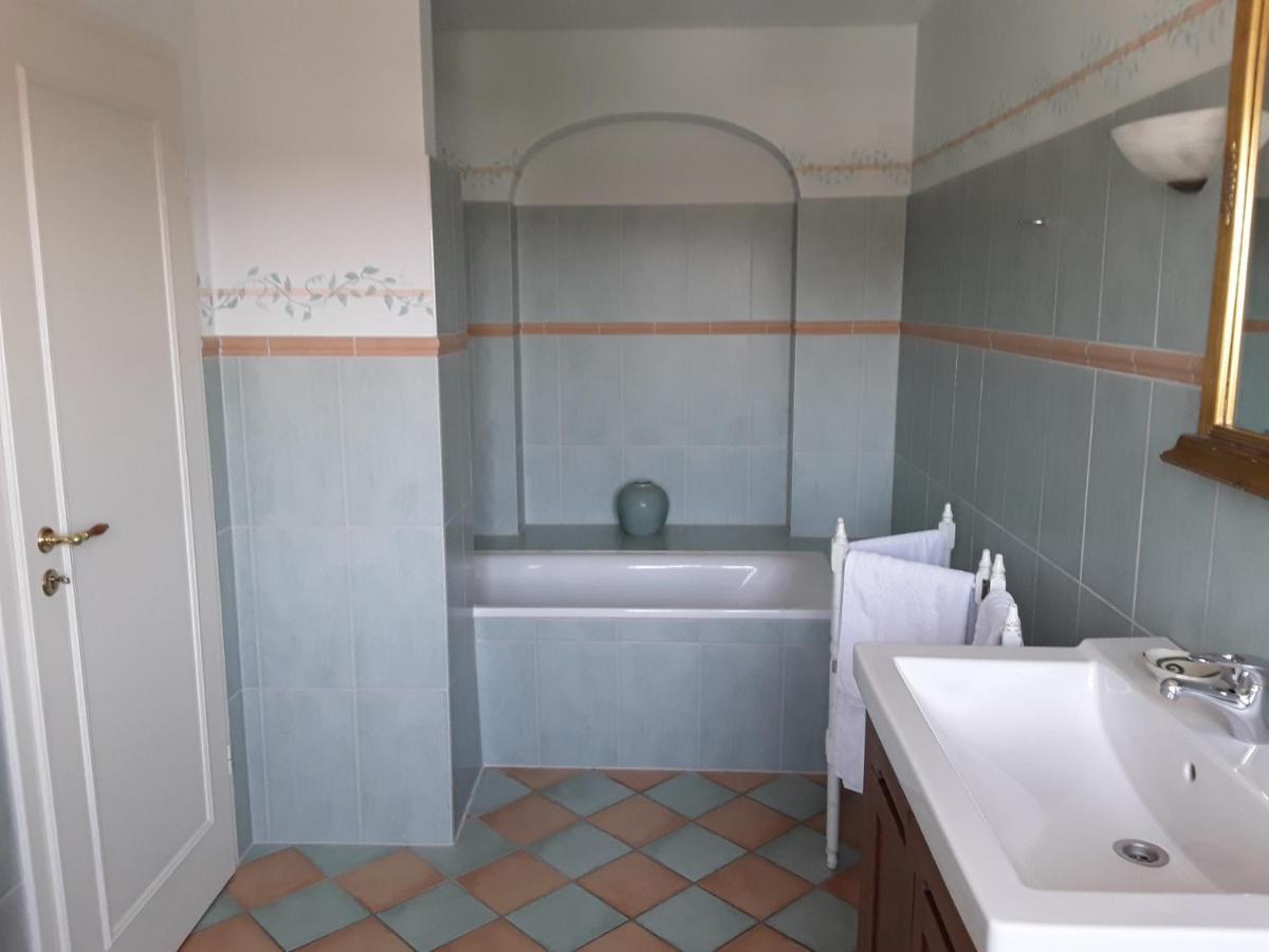Gaestehaus Am Alten Hafen Йорк Екстериор снимка